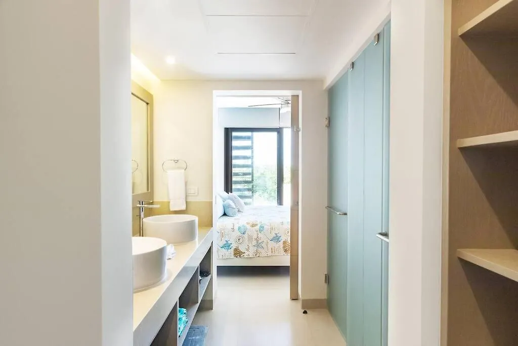 4 Bed/3Bath Penthouse Lorena Ochoa-Corasol Playa del Carmen Apartment